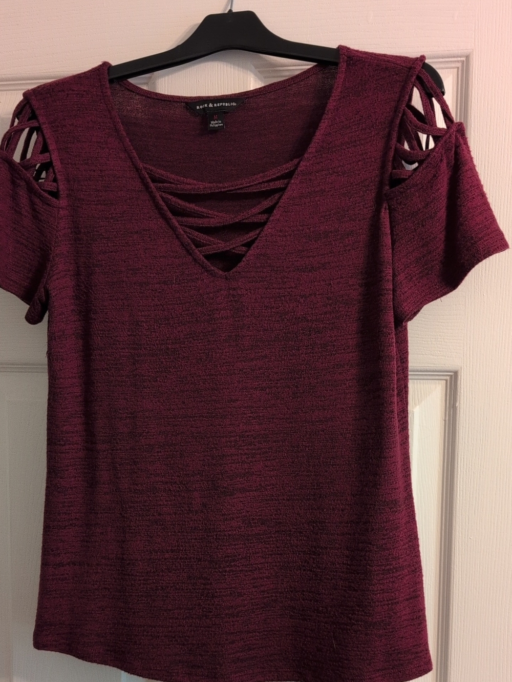 Rock & Republic Burgundy Crisscross Cold-Shoulder V-Neck Top